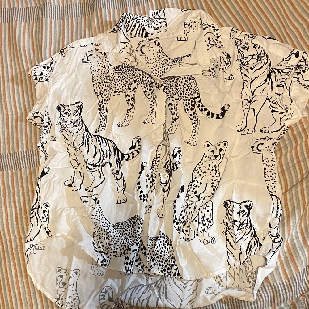 Jane and Delancey Black and White Animal Print Button Down Shirt